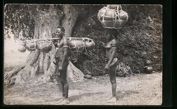 CPA Afrikanische Träger avec Lasten