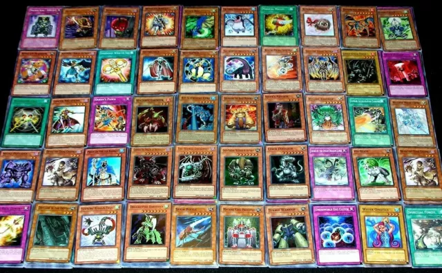 Yu-Gi-Oh! Official TCG Card Lot of 200 Random Commons Any Series Deck Building