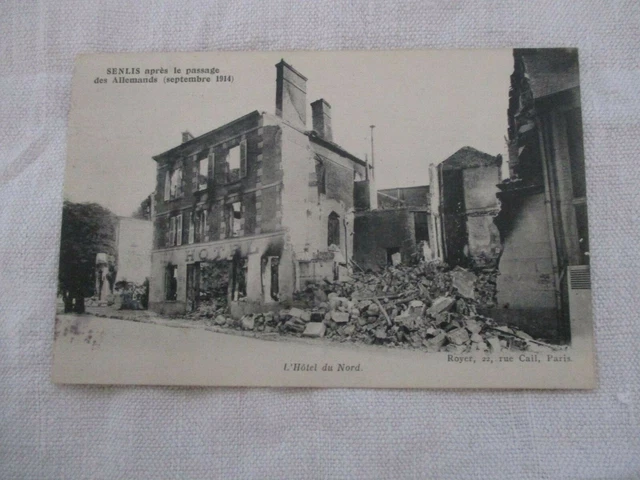 Cpa Oise 60 Senlis After The Passage Of The German