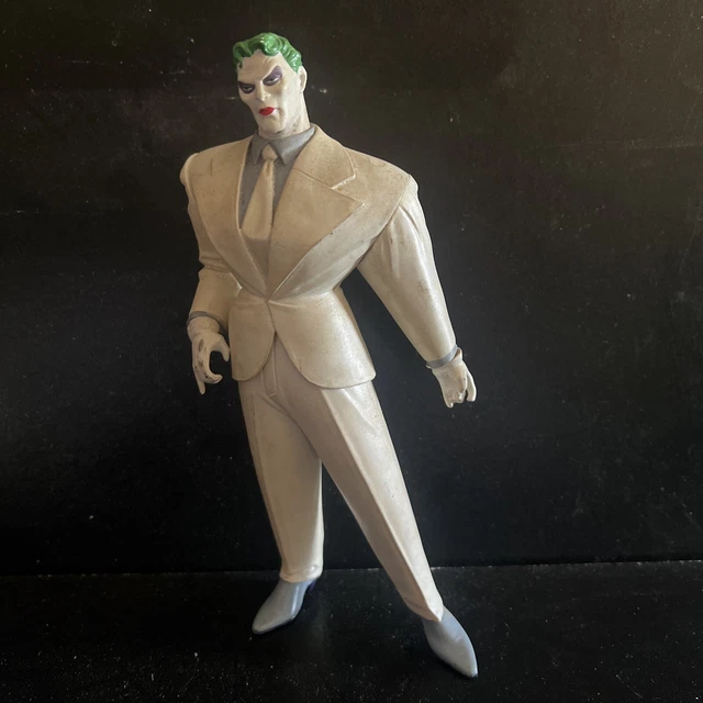 DC Direct Batman The Dark Knight Returns JOKER White Suit Version Figure 7"