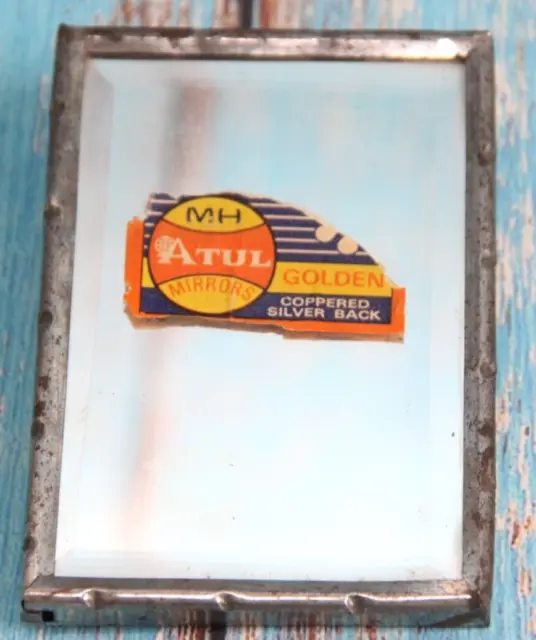 Alter kleiner Reise-Kosmetikspiegel aus Vintage-Metall mit verkupferter...