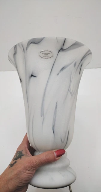 Vtg Vianne Mouth blown Glass! !Bell shape Lamp, Mid Century . Rare Find.