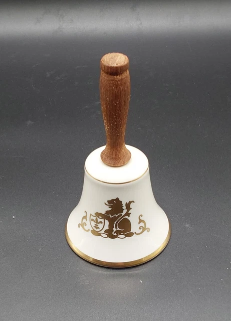 Danbury Mint Bell Pickard China Gold Lion Shield With Wooden Handle *Vintage*