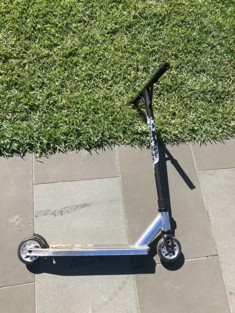 Madd Gear Scooter