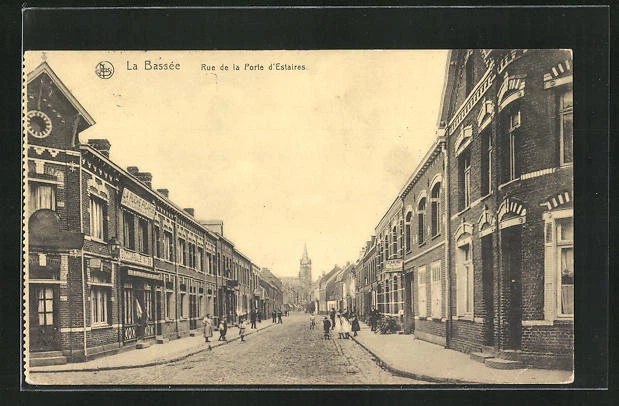 CPA La Bassee, Rue de la Porte d'Estaires 1916