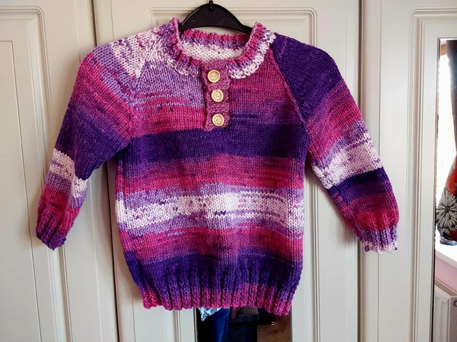 Maglione pesi Aran lavorato a mano per bambini. 30"." Nuovo
