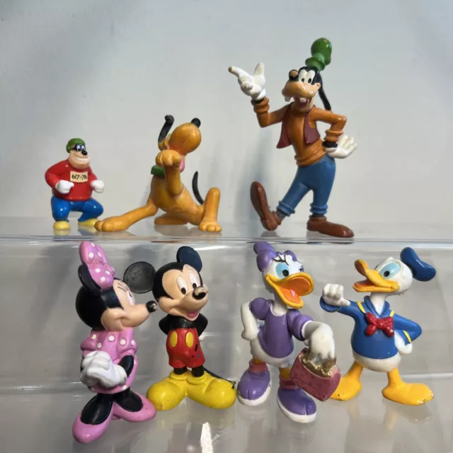 Disney Bullyland 6 Figures: Donald, Mickey, Minnie, Goofy,Minnie, Pluto