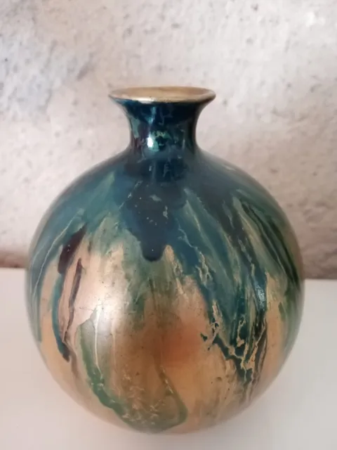 vase boule ancien en porcelaine de Limoges signé Vignaud antique vase