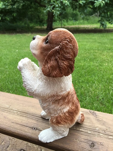 Cavalier King Charles Spaniel Dog Figurine/ Sitting Statue Cute Puppy Ornament/
