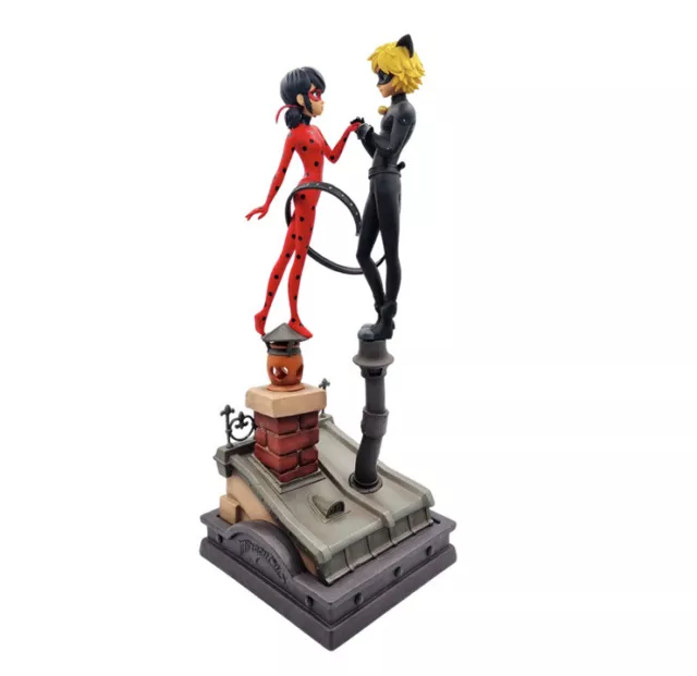 Art Resin Limited Edition Miraculous Ladybug and Cat Noir Figure ZAG Collectible