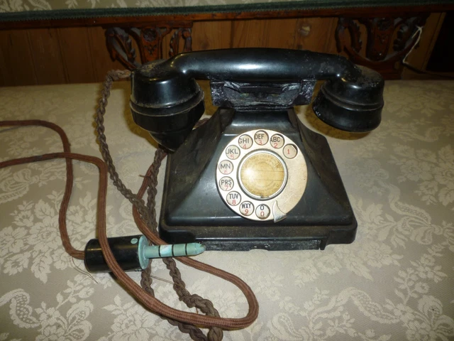 Antique Bakelite Pyramid Telephone With Drawer Ideal For Spares (2)