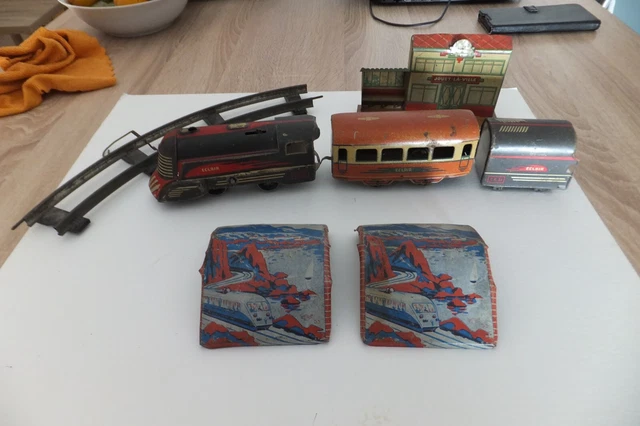 TRAIN EN TÔLE Frontier Spécial Locomotive Modern Toys