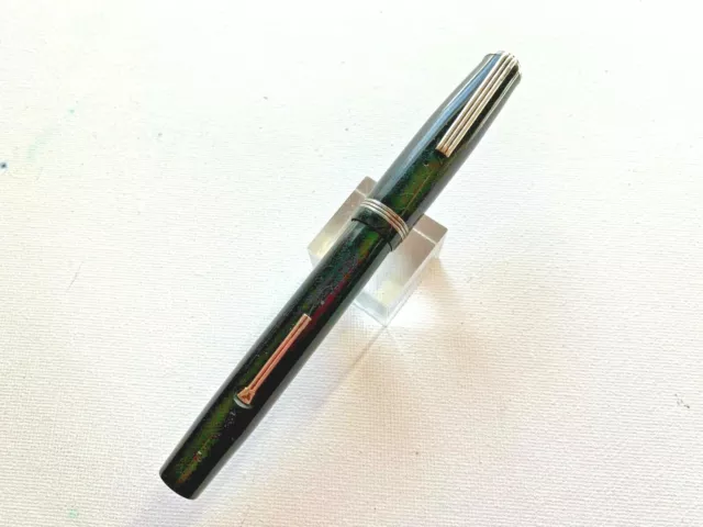 Early Black R. Esterbrook Fountain Pen Flat Bottom single 3-ridge jewel 2556 F