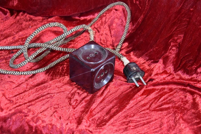 alte Bakelit u.a. Netzstecker Steckdosen Elektro alte Bakelit u.a. Netzstecker Steckdosen Elektro