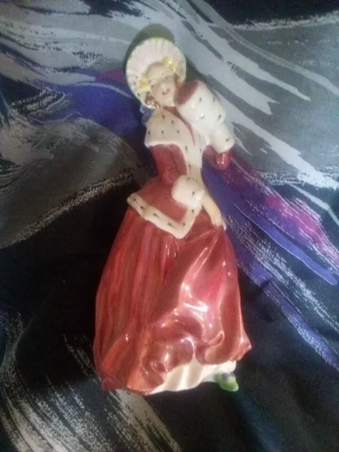 Royal Doulton Figurine Christmas Morn HN 1992 HN1992 Excellent Figure