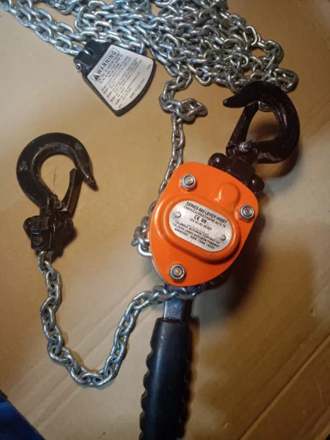 CM Series 602 Mini Ratchet Lever Hoist Lifts 1/4 Ton