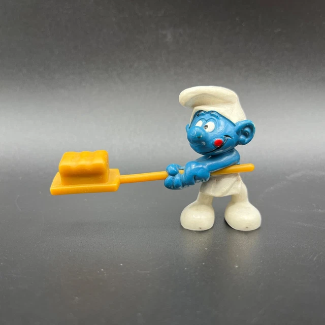 20057: Schtroumpf à la Bouteille - Marque: Staatl Fachingen