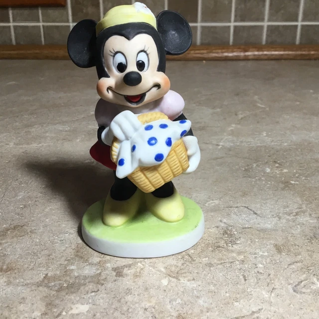 VINTAGE DISNEY MINNIE Mouse Ceramic Figurine Picnic Basket 4” Tall