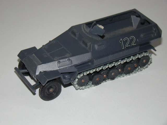 solido militaire le semi-chenillé Hanomag SDKFZ 251 neuf sous