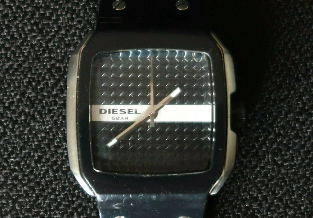 Diesel 5 bar watch square face outlet