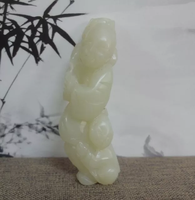 Old Chinese Hand Carving Man Sculpture Natural Nephrite Jade Pendant
