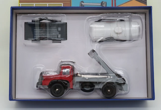Dinky Toys Atlas Unic Multibenne et Citerne réf : 805