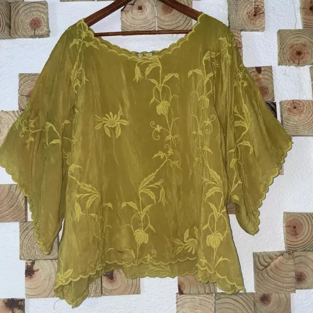 Johnny Was L Winter Vine Cropped Top Green Floral Embroidered Butterfly Sleeve