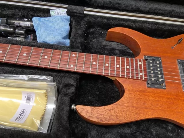 Guitare droitier IBANEZ RG 421 avec options + hardcase SKB + sangle cuir Vigier 