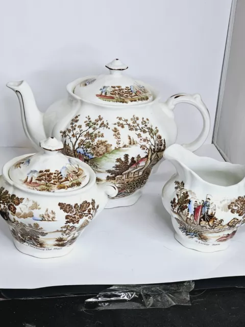 Coaching Days Ridgway Staffordshire England Teapot Creamer Sugar Bowl