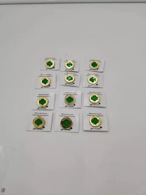 Official Girl Scout Trefoil Membership Pin Contemporary Lot Of 12 New