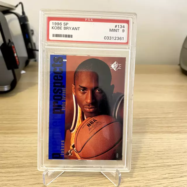 1996-97 NBA hoops Kobe Bryant Rookie Card RC #281 PSA 5 EX Lakers