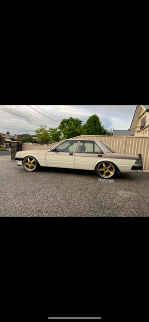Ford falcon 1983