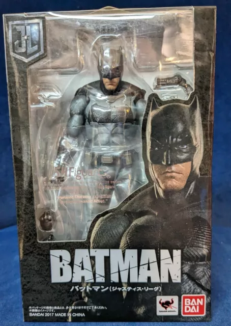 Bandai S.H.Figuarts Batman Justice League Ben Affleck