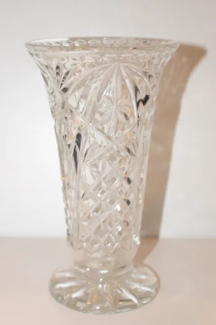 A Lovely Vintage Clear Pressed Glass  Trumpet Flower Vase,17Cm Tall.