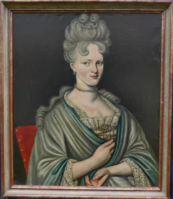 Portrait de Jeune Femme d'Epoque Louis XIV Huile/Toile du XVIIIème siècle