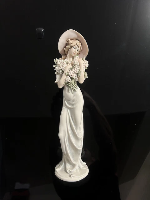 GIUSEPPE ARMANI LILAC Baby Porcelain Figurine Florence Italy 2004