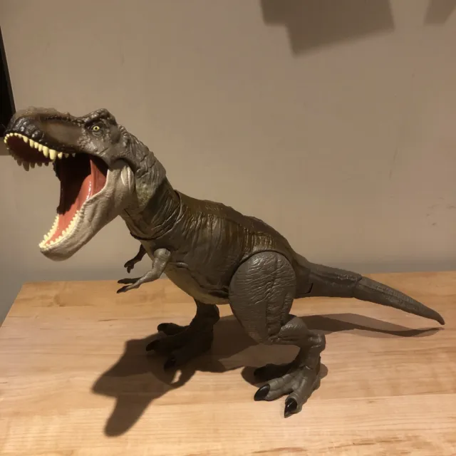 Jurassic World Large Tyrannosaurus Rex Bite 'N Fight T Rex Toy Mattel 2018