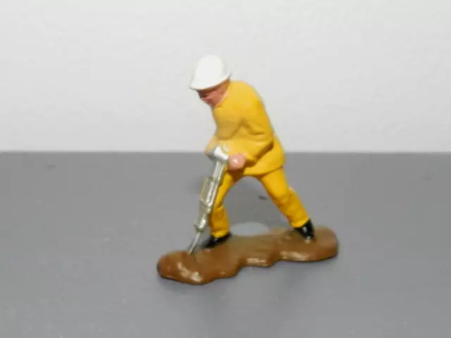 DINKY 570 A personnage marteau piqueur J7 Peugeot