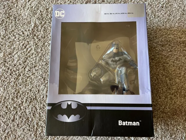 Chronicle Collectibles (Think Geek) DC Hush - Batman PVC Vinyl Statue Gamestop