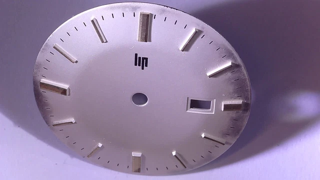 Cadran De Montre LIP Ancien - Stock 1975 - Dimensions 28 X 25.80 Mm - Occasion