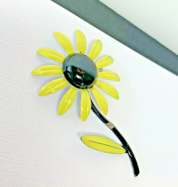 Vintage Black Eyed Susan Enamel Flower Brooch Pin Yellow Black 2