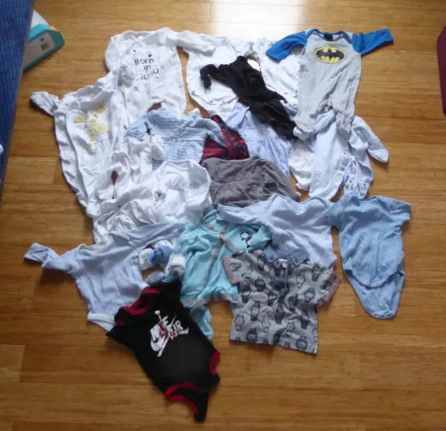 Newborn 0 - 3 Months Bundle of Baby Clothes - Vests Body Suits / John Lewis etc 