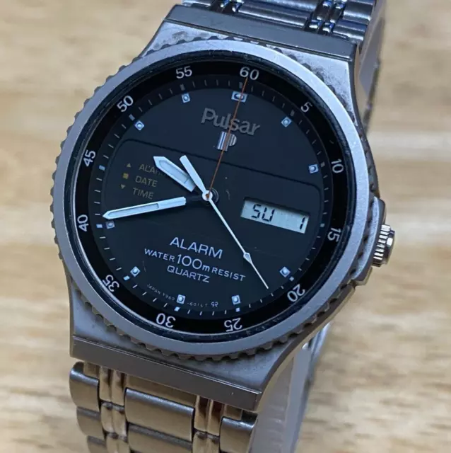 Pulsar analog sales digital watch
