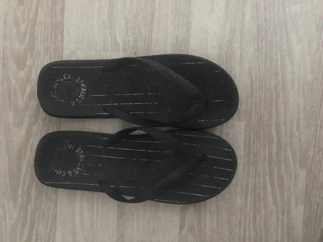 Tongs Lidl édition Limitée Noir/Blanc – Collection Rare – Pointure EUR 44/45