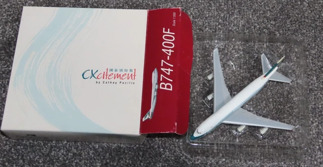 Herpa Boeing 747-400 Cathay Pacific Millennium Edition - 1/500 - Boîte
