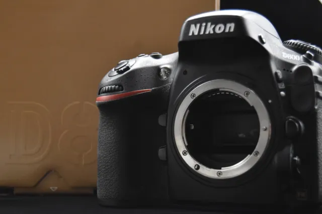 NIKON D800 36.3MP FX Digital SLR Camera Body 【NEAR MINT SC 35049(18%)】 #943