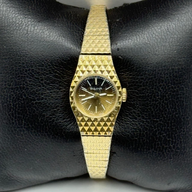 Montre Femme Vintage Timex Quartz Couleur Or - Pour Pièces Ou Réparation