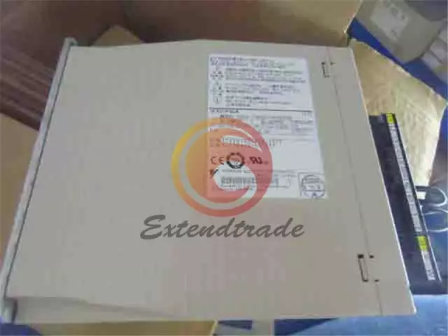 1PC Yaskawa Servo Contrôleur SGDV-7R6A01A002000 Utilisé
