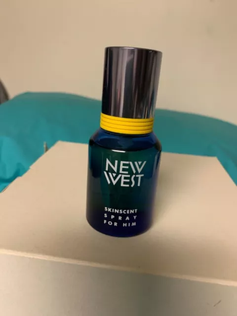 New West By Aramis Skinscent Spray For Him 50 Ml With Out Box New West By Aramis Skinscent Spray For Him 50 Ml With Out Box