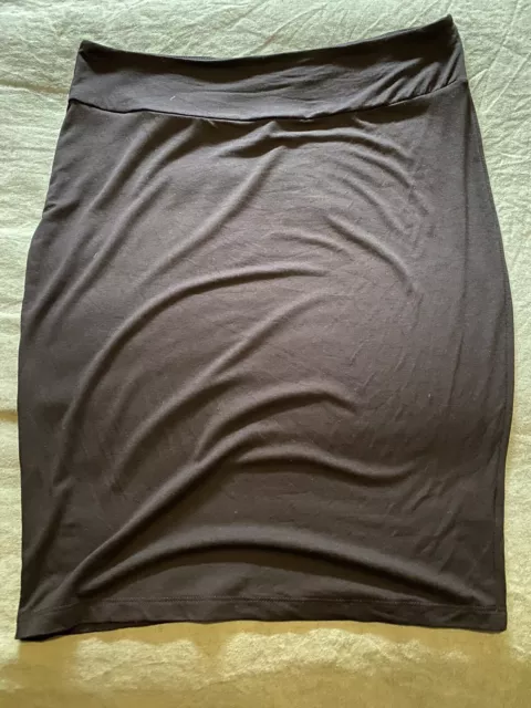 Ripe Size L Black Maternity Skirt. in excellent condition 2